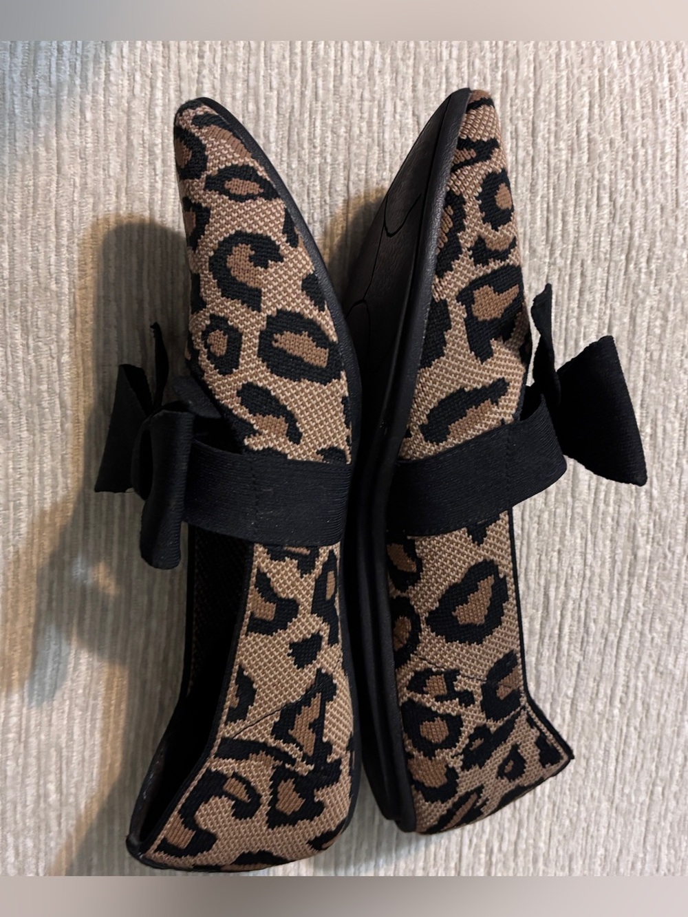Skechers Leopard Print Ballerina Bow Flats size 8 - Picture 3 of 9